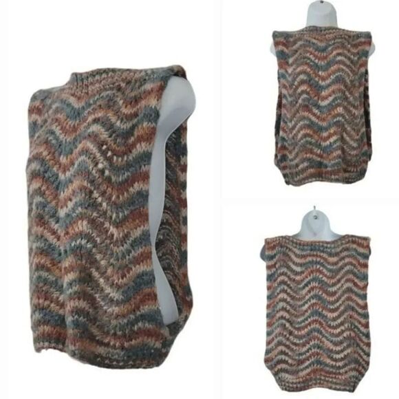 Vintage Handmade Crochet Knit Boatneck Open Side Sweater Vest Size Small - Picture 1 of 6